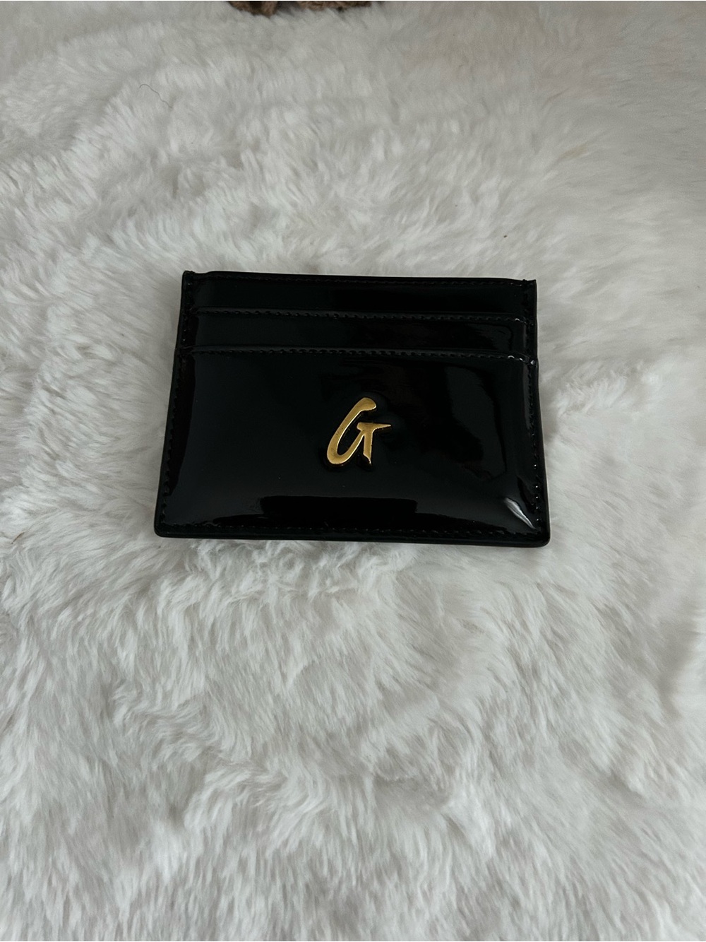 Glam-Aholic Black Patent Card Holder with Gold Accent - Picture 4 of 5